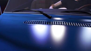 Hey, buddy! Wanna have some VAM SEX in my car with my girlfriend, CHE ZHEN?