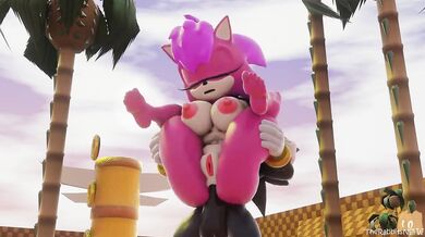 'Crazy Anal Sex with Sonia, a Thick-Thighed MILF'