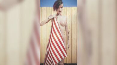 'Judy and Her Girlfriend Get Naughty in Bed [Nextr3D]'