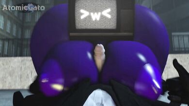 'Girl with Gigantic Boobs gets Fucked on Live TV'