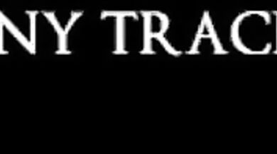 'Seduced by the Bloodthirsty Vampire Queen: Lucy's Trap for the Crimson Veiled Hunter'