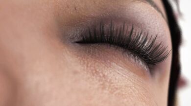 'Jocks and Cheerleaders Unite in The Locker Room (VORE)'