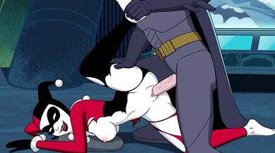 "Batman Caught Harley-Quinn's Fan Service"