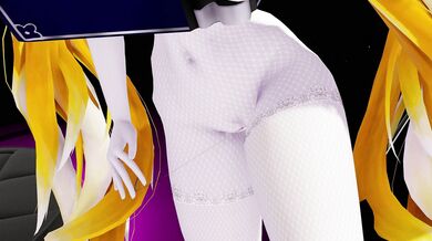 "A Giant Insect Queen's Sexy Pet!"