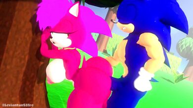 Sonic and his slutty friend Sonia are fucking in a room with bouncing bed springs!