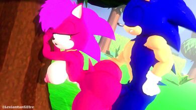 Sonic and his slutty friend Sonia are fucking in a room with bouncing bed springs!