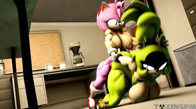 'Amy's Sperm Overflow, Filling the Room with Toxic Waste [toxinsfm]'