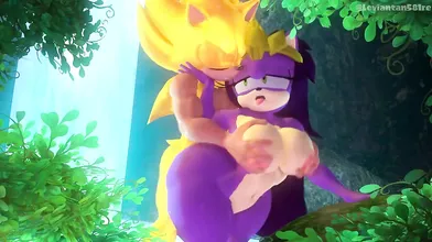 Super Sonic is about to fuck his mom in the ass!
