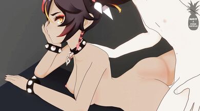 'Xinyan pinned down in a desperate situation, not even her tiny fingers can free herself.'