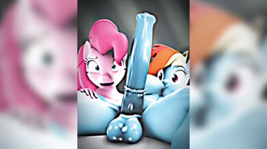 'Applejack vs Rainbow Dash (Futa)'