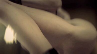 "Breeding My Pet Zombie Together with Resident Evil Creatures, Volume 1"