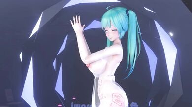 'Miku-sama the Vocaloid Goddess in Heavenly Heat'