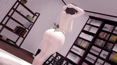 Makoto's Cock Makes a Noisy Clap!