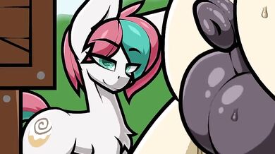 "[Tarantuloo] - Little femboy in the barn"
