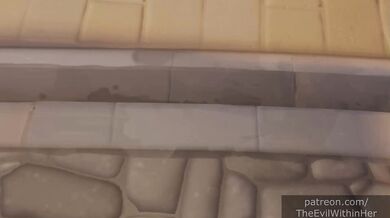 "My Secret Pleasure in Public - Masturbating in the Park"