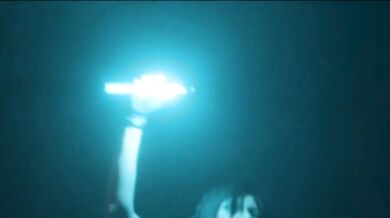 Lara Croft lost signal