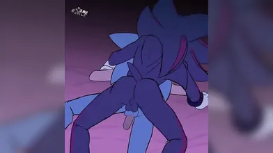Tails Takes a Load in the Shower (Wet & Wild)