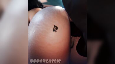 'Mrs. Hyuuga goes on vacation, gets blacked out by her husband.'