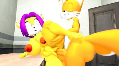 'Foxy Sexy Strings'