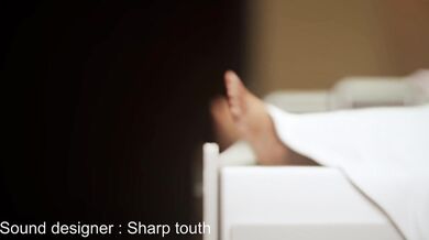 'La mano de Hada Wong en un video porno de manosexo subido en español'.