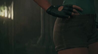 Lara Croft [Spy Cam] Part 1