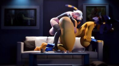 Watching the Cats Ankles: Scraggys Naughty Antics