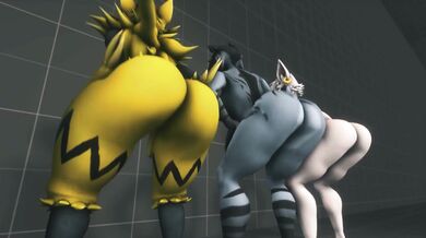 Three Way Twerk Session
