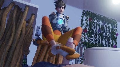 Tracer cant keep your filthy little secret any longer, Bewyx