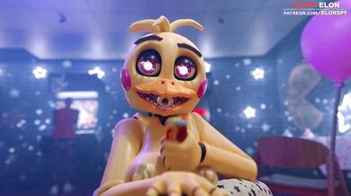 Hand-jobbing Chica with a Fleshlight