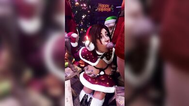 Laras Journey to Erotic Adventures!