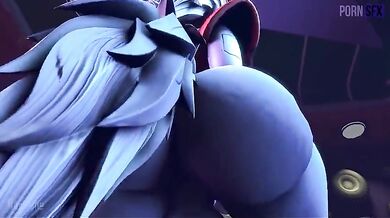 Unexpected Visitor: Roxanne Face Sits while Taking a Crap (Sound Edit)