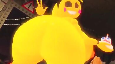 Curvy Latina Gets Down And Dirty With Her Juicy Booty!