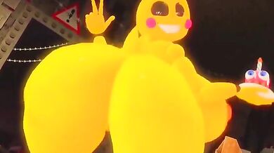 Curvy Latina Gets Down And Dirty With Her Juicy Booty!