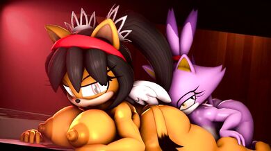 Sexy Redhead Takes A Blazing Rim Job With Honey-Laced Cream!