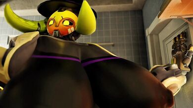 Tales of a Halloween Hook-Up with the Nude Goddess Orisa