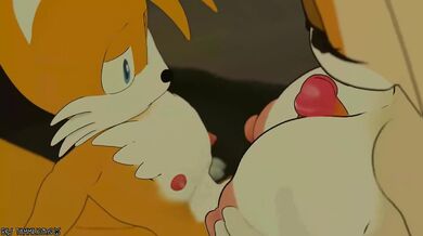 Vanilla gets a personal tour of Tammie Hois tight, wet pussy