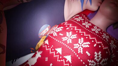 Chloe and Max celebrate Christmas together, just the two of them