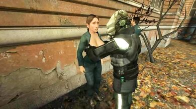 Booty-Grabbing Sergeant Gives Orders in the Bedroom