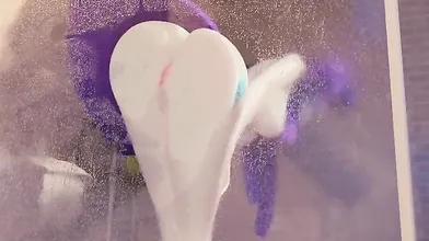Mommy Mel Velvin: Raritys Tantric Sex Against Glass, Part One