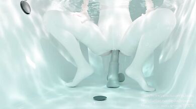 The Sultry Siren: Barbara Rides the Dildo in a Luxurious Bathtub