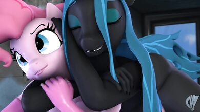 The One True Queen Pinkie [TheCraneVein] infiltrates the Royal Palace and takes her rightful place on the Throne of Erotic Fantasies!