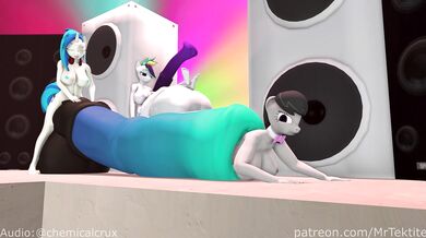 The Vinyl Toy - Tavi and the Cock Vore