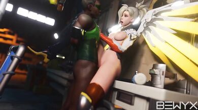 Bewyx the DJ Mixing it up at Mercys party