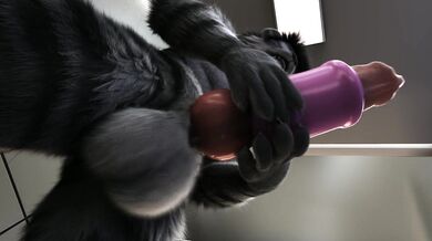 Wow! This hot babe is taking a shower, and her tiger stripes are getting all wet and sexy! Shes definitely a HO-RS3!