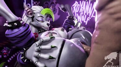 "A Tale of Two Butts - Roxanne and the Split"