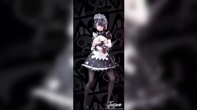 Ellen and Joe find themselves trapped in a zen-less zone of zero pleasure, as they explore their deepest desires with each other