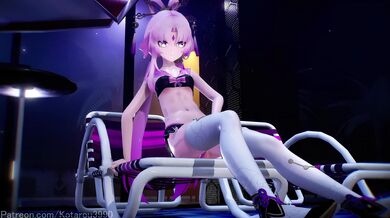 The Insect Queen and Her Butterfly Mistress Enjoy a Hot Summer Day at the Pool!