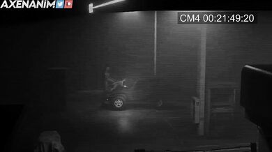 Hey, sexy babe! Wanna ride Mr Xs jeep and get down in the dirt?