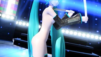 Watch Hatsune Miku dance nude in her latest music video Miku Miku Ni Shite Ageru - Future Tone