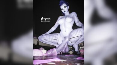 Watch the full Hentai movie in 4K resolution with a condom fetish featuring Widowmaker from Overwatch